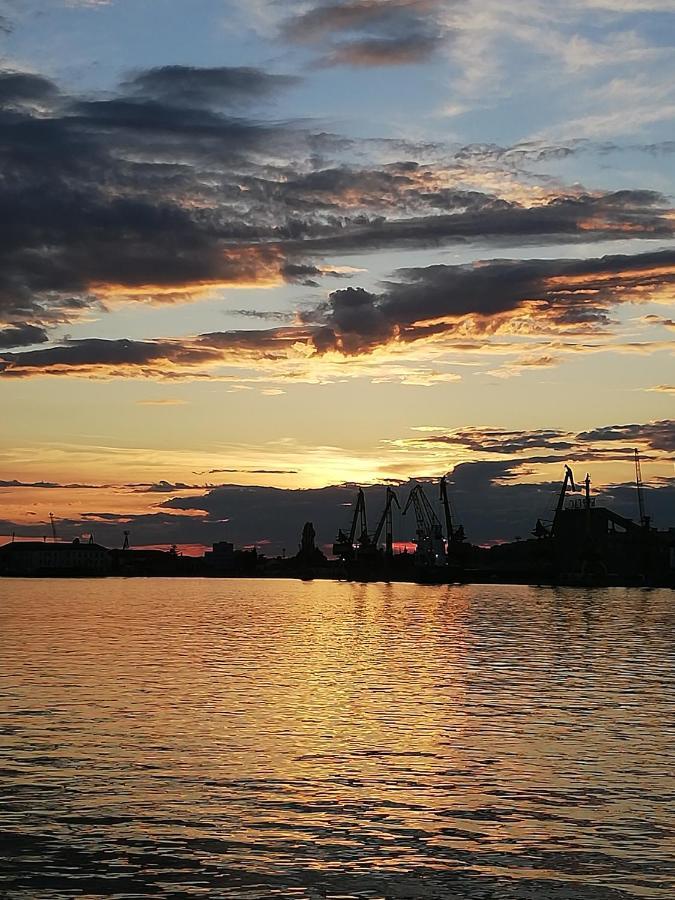 Lovely Place Eva Burgas ภายนอก รูปภาพ